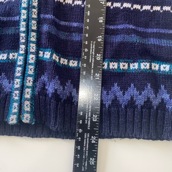 Vintage | Erika & Co. Fair Isle Nordic Sweater
Vest Blue green & grey - Picture 6 of 7